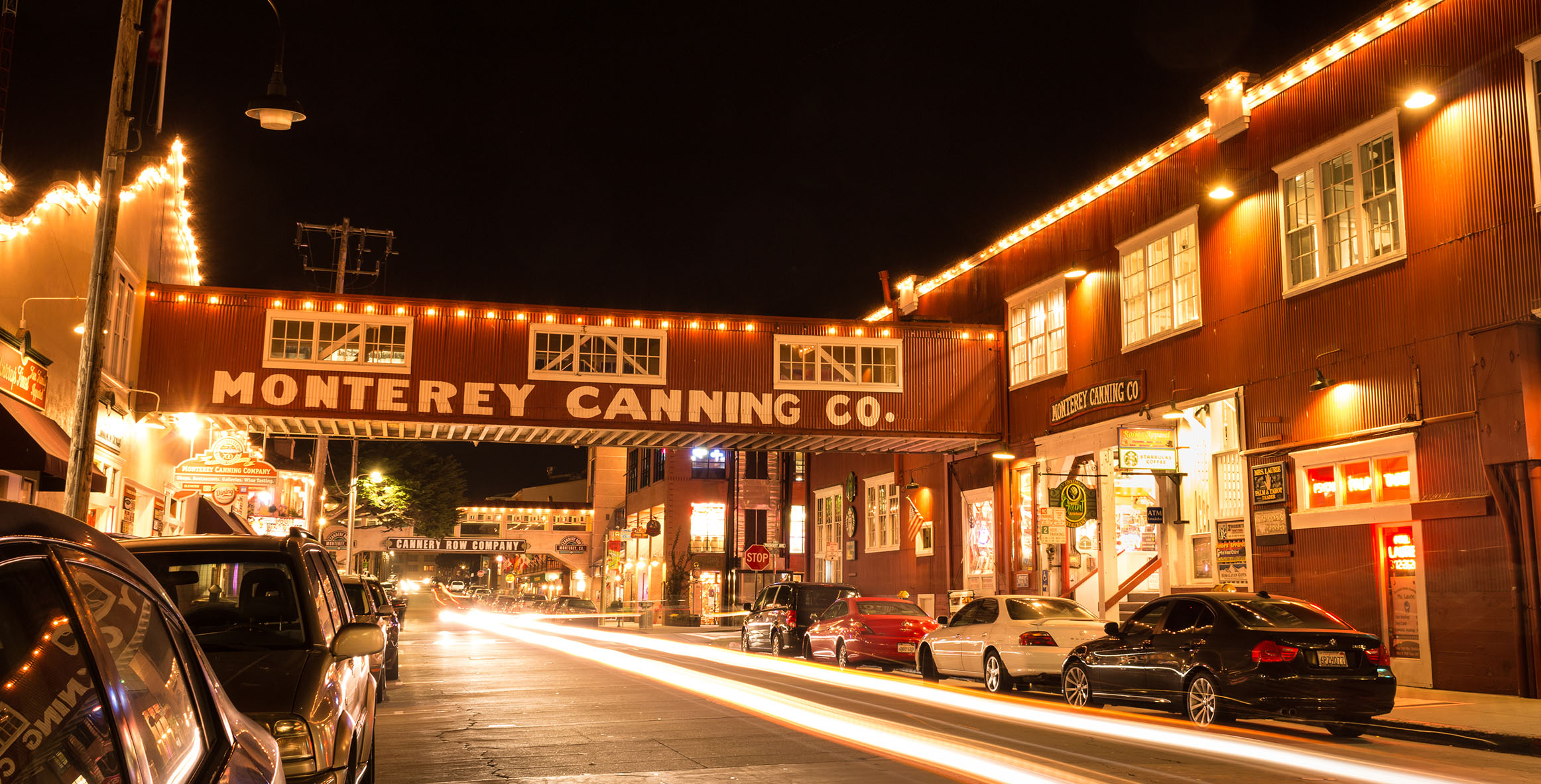 ENJOY QUICK ACCESS TO MONTEREY'S TOP ATTRACTIONS AND ENTERTAINMENT