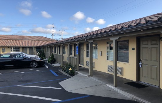 Welcome To El Castell Motel - Designated Accessible Parking